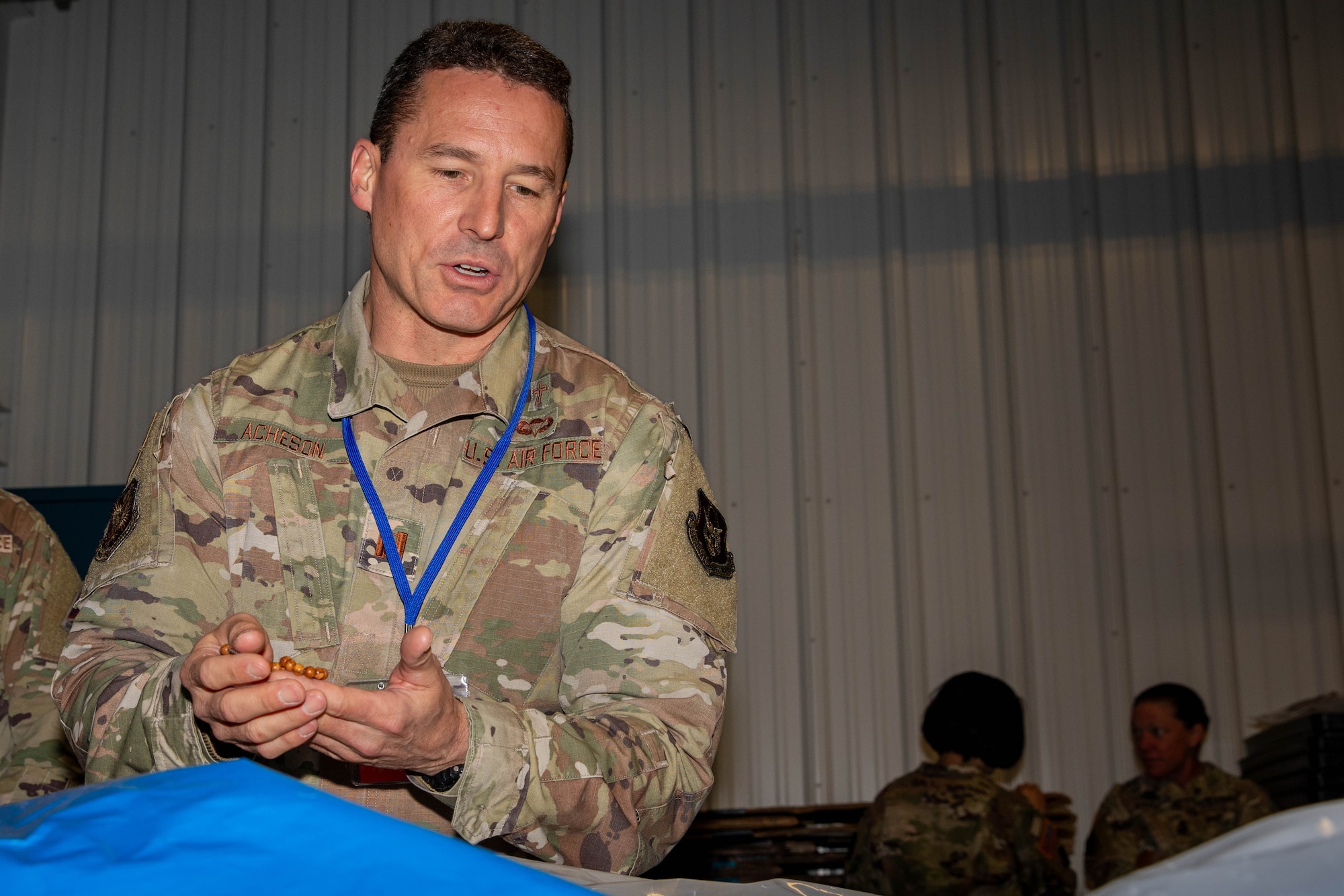 Service Members Serve