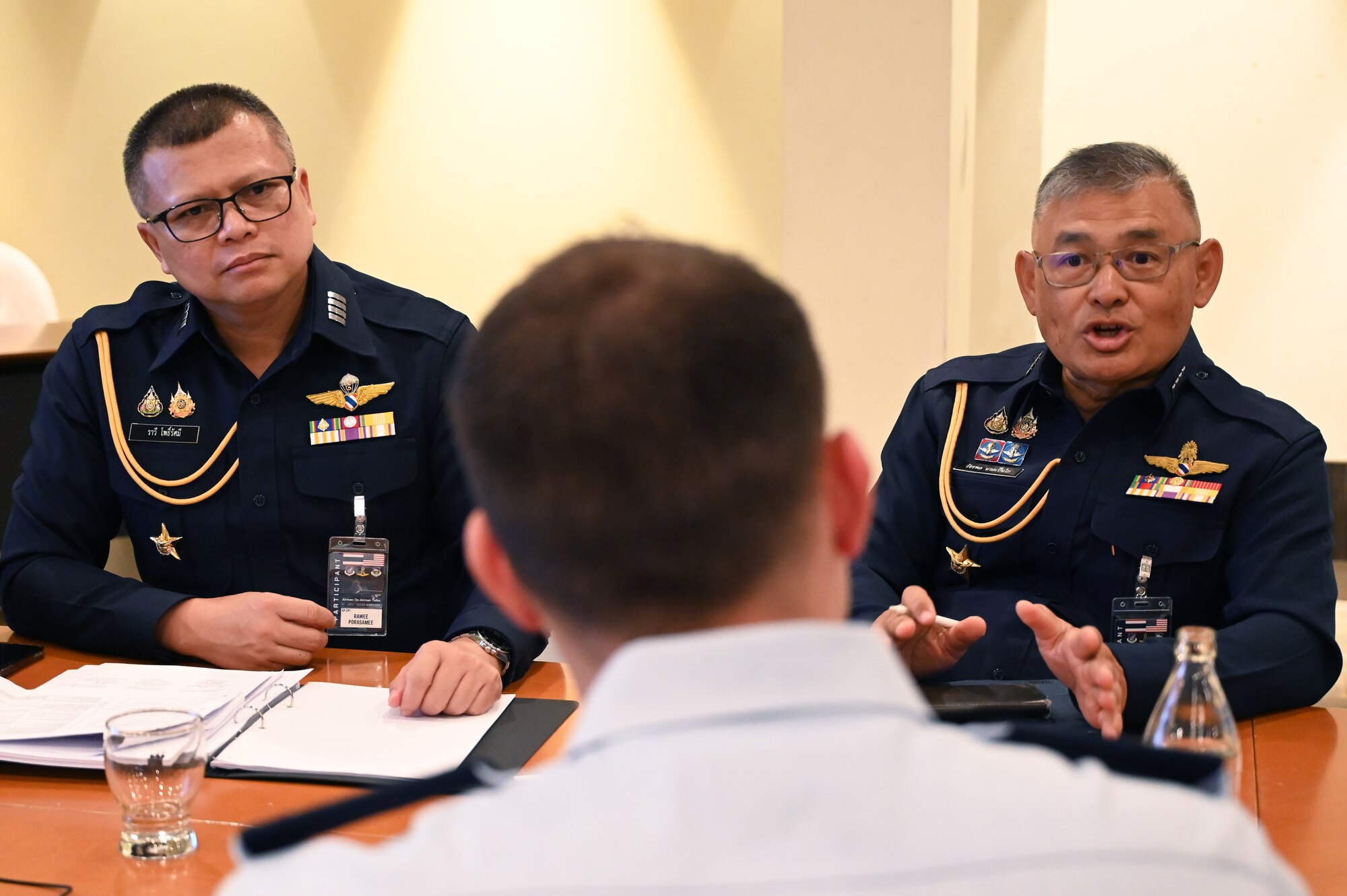 Thai military leaders meet at conference table