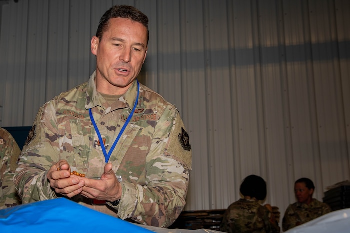 Service Members Serve