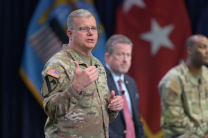 The Defense Logistics Agency’s director, Army Lt. Gen. Mark Simerly, addresses the workforce during a Global Town Hall at Fort Belvoir, Virginia, May 14, 2025. Photo by Chris Lynch