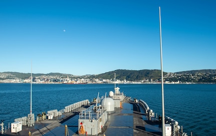 The U.S. 7th Fleet flagship USS Blue Ridge (LCC 19) arrives in Wellington, New Zealand, for a scheduled port visit May 16, 2025.