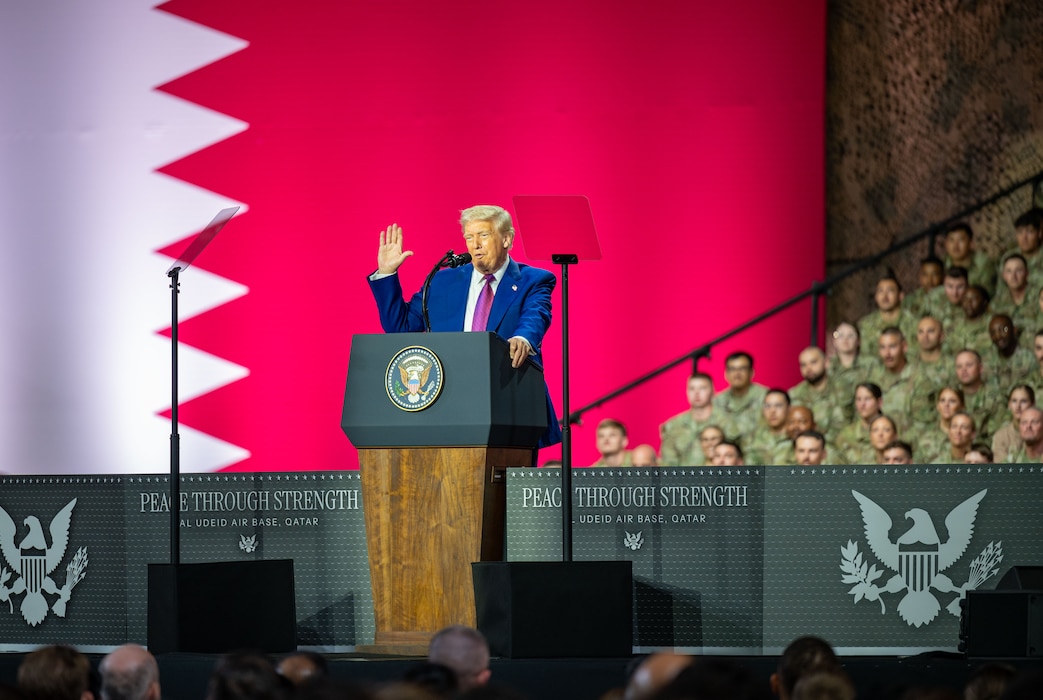 President Donald J. Trump waves to U.S. service members, Qatari armed forces and coalition partners during a troop engagement at Al Udeid Air Base, Qatar, May 15, 2025. Over 2,000 U.S. service members gathered to hear U.S. President Donald J. Trump’s address which outlined his administration’s defense priorities. (U.S. Air Force photo by Senior Airman Amanda Jett)