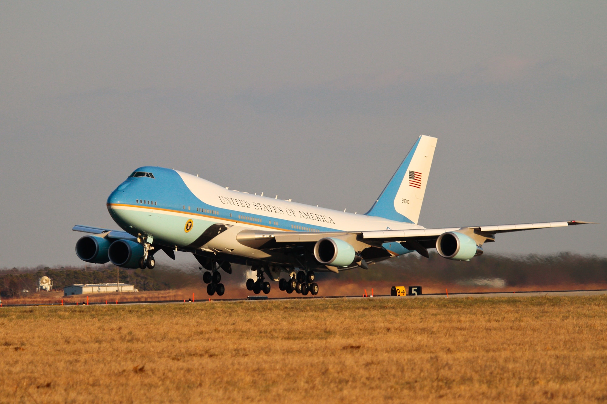 A U.S. Air Force VC-25 from the 89th Airlift Wing, known as Air Force One when the president of the United States is on board, performs a "touch and go" practice landing at Atlantic City International Airport, N.J., on Dec. 18. Atlantic City International Airport hosts a wide variety of aircraft, and is the home of the New Jersey Air National Guard's 177th Fighter Wing "Jersey Devils" and U.S. Coast Guard Air Station Atlantic City. The 89th Airlift Wing is located at Joint Base Andrews, Md. (U.S. Air National Guard photo by Tech. Sgt. Matt Hecht/Released)