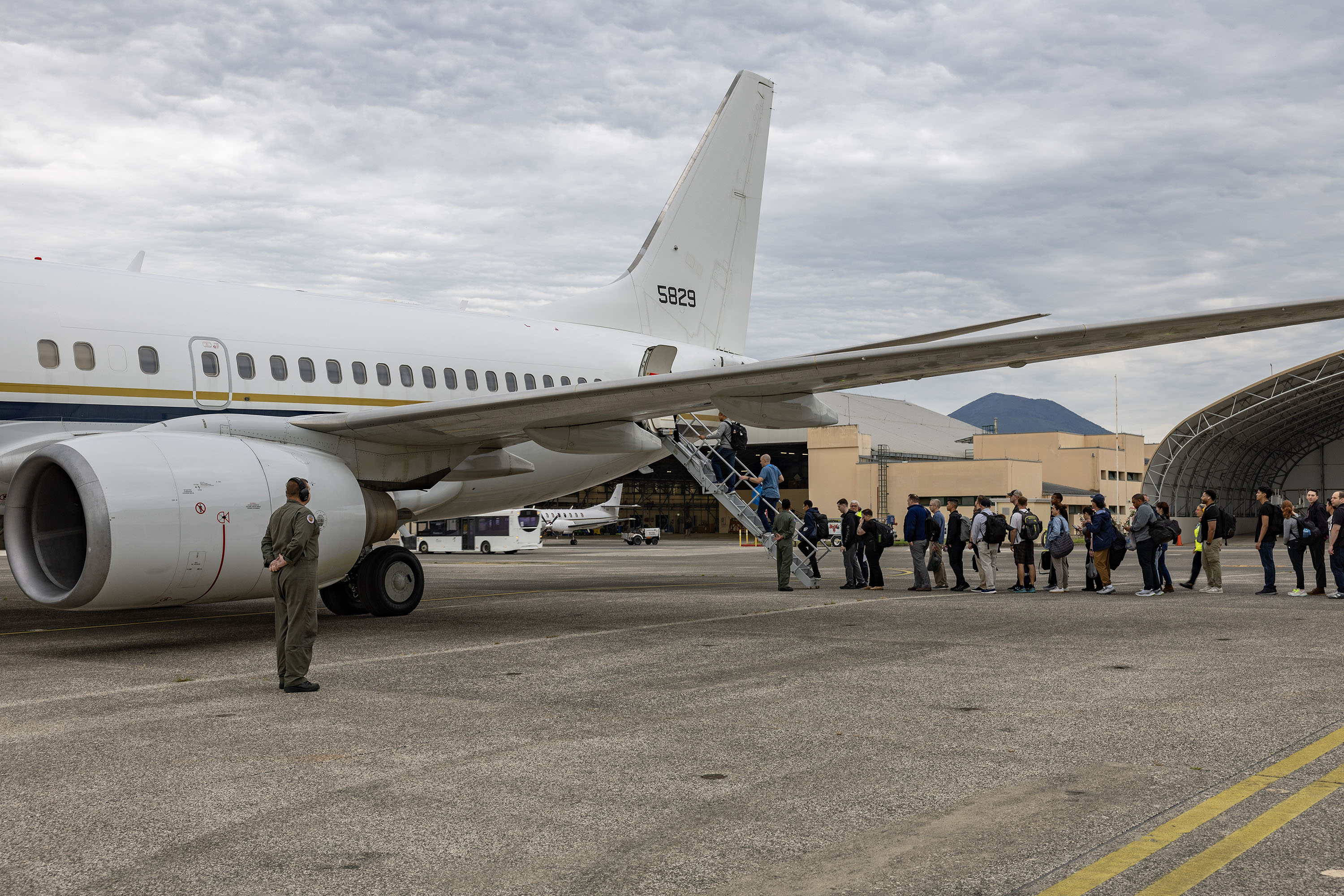 U.S. 6th Fleet Staff embarks USS Mount Whitney in Atlantic Ocean