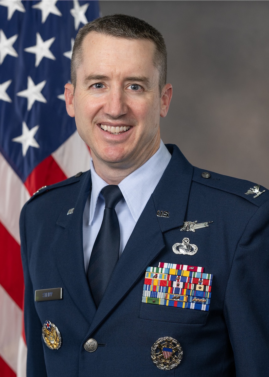 Col Chadwick Steipp photo