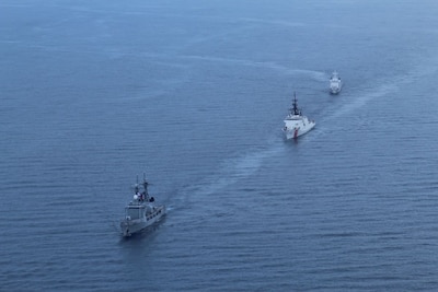 The Philippine Navy’s Gregorio del Pilar-class patrol ship BRP Ramon Alcaraz (PS-16), front left, the Legend-class USCGC Stratton (WMSL 752), middle, and Philippine Coast Guard Teresa Magbanua-class patrol vessel BRP Melchora Aquino (MRRV-9702) sail together in the Sulu Sea, May 20, 2025. Stratton is deployed and assigned to Destroyer Squadron (DESRON) 15, the Navy’s largest DESRON and the U.S. 7th Fleet’s principal surface force. The U.S. Coast Guard has operated in the Indo-Pacific for more than 150 years, and the service is increasing efforts through targeted bilateral patrols with our national security cutters, fast response cutters, and other activities conducted in support of maritime missions to enhance our regional partnerships. (Courtesy photo)