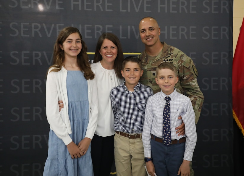 U.S. Army Lt. Col. Jason Mendez, outgoing battalion commander, poses with his family, wife, Jodi, and children, Emma, Caleb and Shepard after the Recruiting and Retention Battalion’s change of command ceremony at Wellman Armory on Boone National Guard Center in Frankfort May 20, 2025.