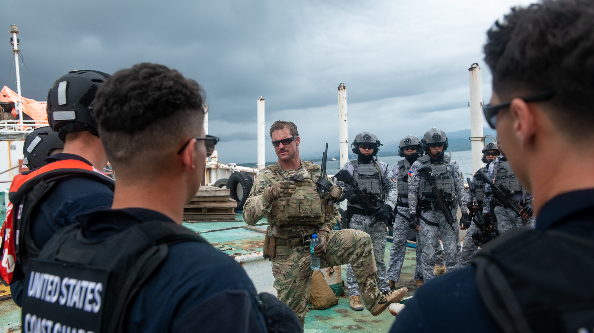 Members from the Legend-class USCGC Stratton (WMSL 752) and U.S. Coast Guard members from Maritime Security Response Team (MSRT) West train alongside the Philippine Coast Guard Special Operations Force as part of a training exercise in Puerto Princesa, Philippines, May 17, 2025. Stratton is deployed and assigned to Destroyer Squadron (DESRON) 15, the Navy’s largest DESRON and the U.S. 7th Fleet’s principal surface force. The U.S. Coast Guard has operated in the Indo-Pacific for more than 150 years, and the service is increasing efforts through targeted bilateral patrols with our national security cutters, fast response cutters, and other activities conducted in support of maritime missions to enhance our regional partnerships . (U.S. Coast Guard photo by Petty Officer 3rd Class William Kirk)