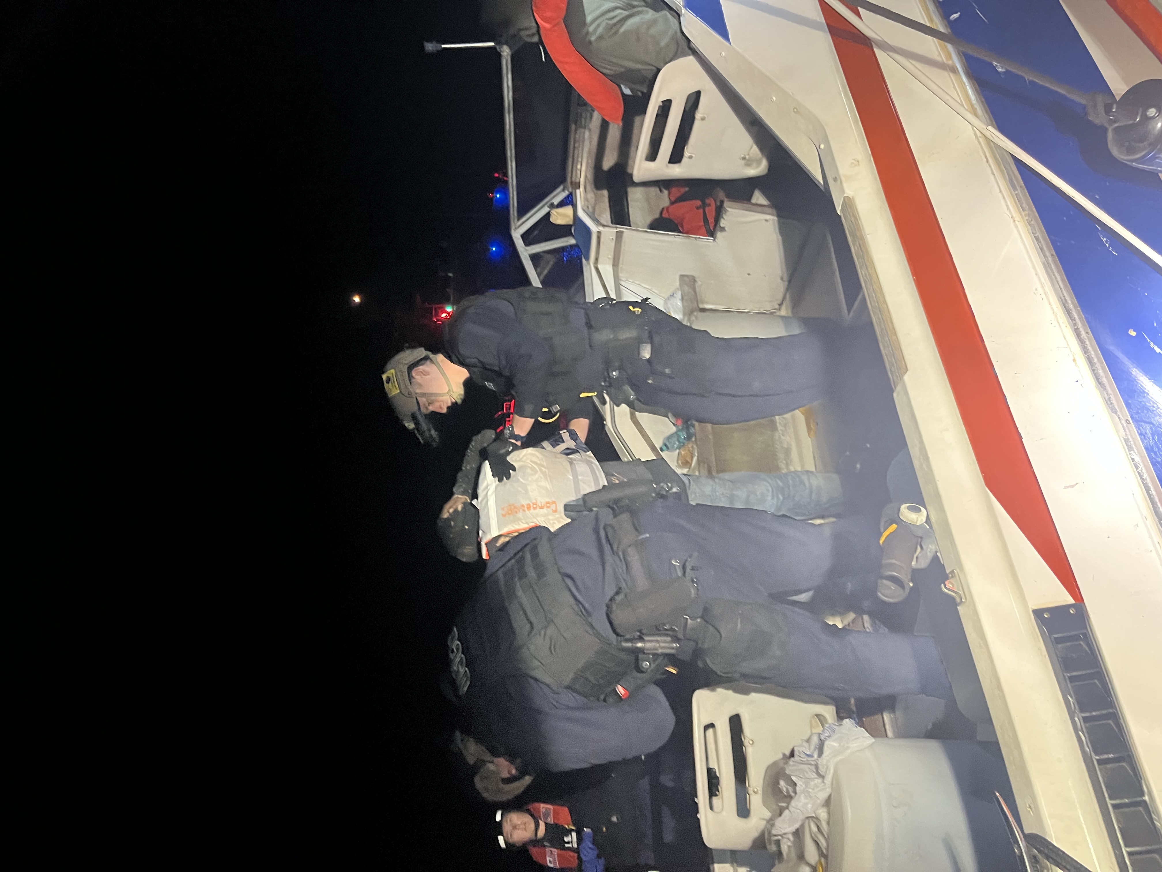 Coast Guard Interdicts 10 Aliens Near Point Loma United States Coast