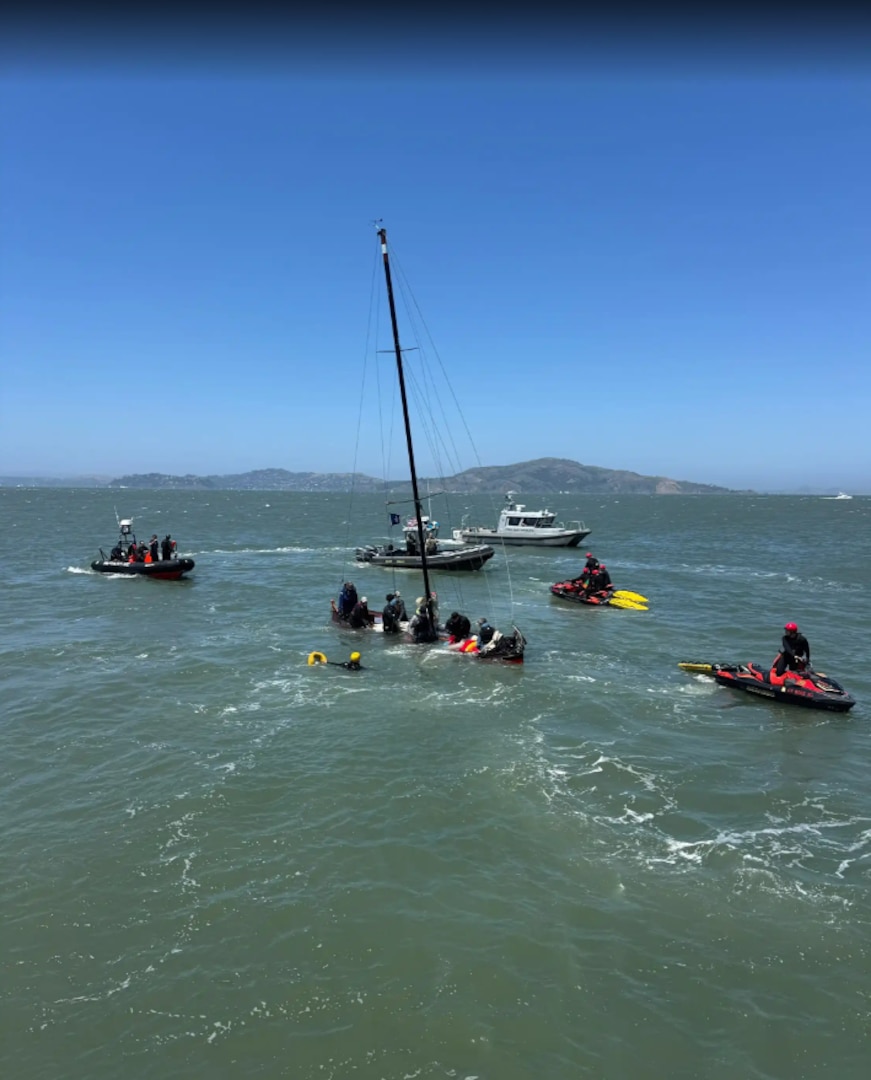 SAN FRANCISCO – Coast Guard crewmembers rescued eight passengers of a sailing vessel in the San Francisco bay, Saturday afternoon.