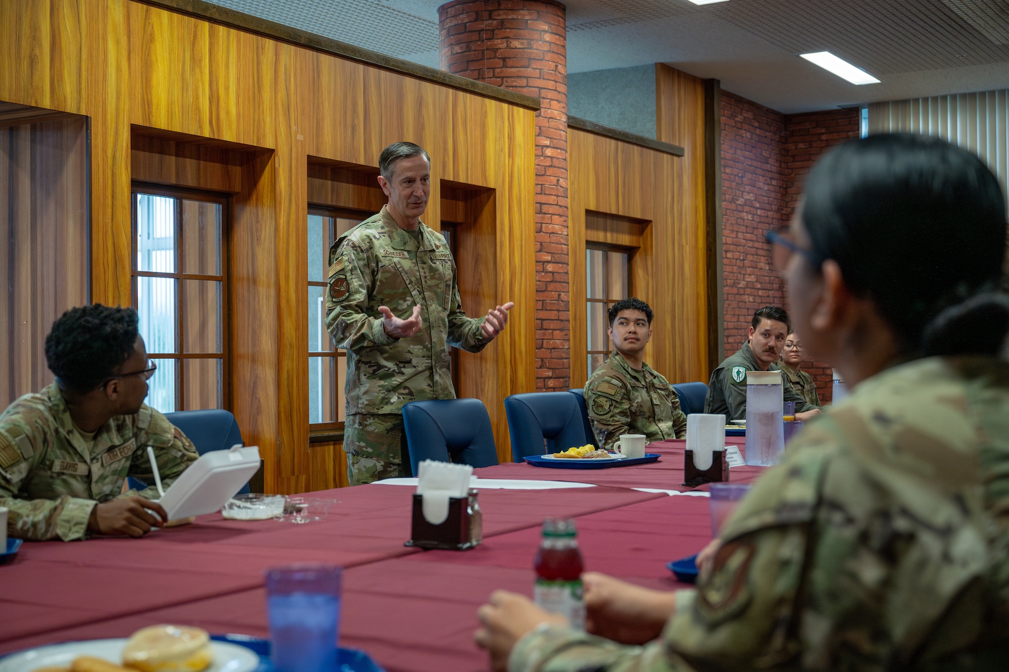 The PACAF commander speaks to Airmen over breakfast.