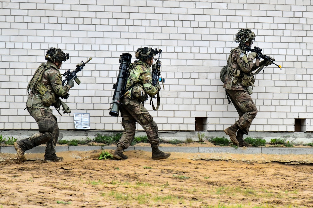 U.S. and French soldiers conduct a joint CBRN training