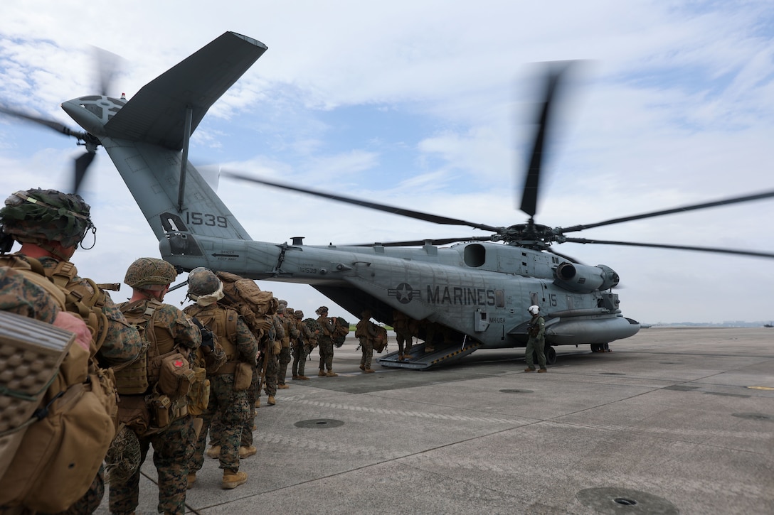 The ACM exercise is a simulated crisis response drill that must be executed within 24 hours to prepare Marines to mitigate emergencies, provide humanitarian aid, or counter threats to U.S. national interests within the Indo-Pacific region. (U.S. Marine Corps photo by Lance Cpl. Ryan Sotodavila)