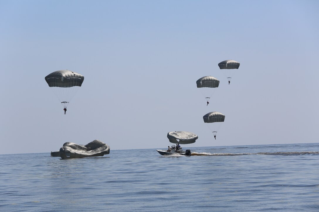 Paratroopers from the U.S. Army Reserve 478th Civil Affairs Battalion (Airborne), stationed in Miami, Fla., conducted a Deliberate Water Jump into Lake Okeechobee, May. 16.  This training event prepares the soldiers for potential water landings, maintain proficiency in water operations and highlights the unit's ability to perform airborne operations under challenging conditions and locations anywhere in the world.   (U.S. Army photo/Mark Rankin)
