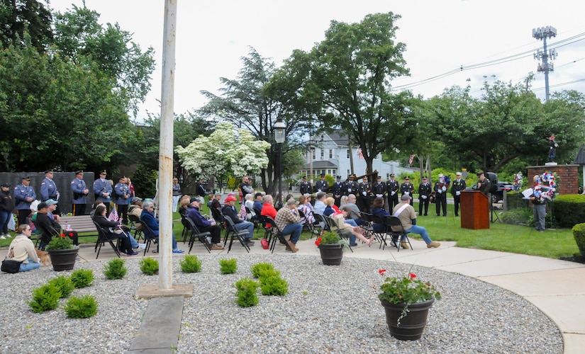 Army Reserve leader honors fallen in historic Garden State town