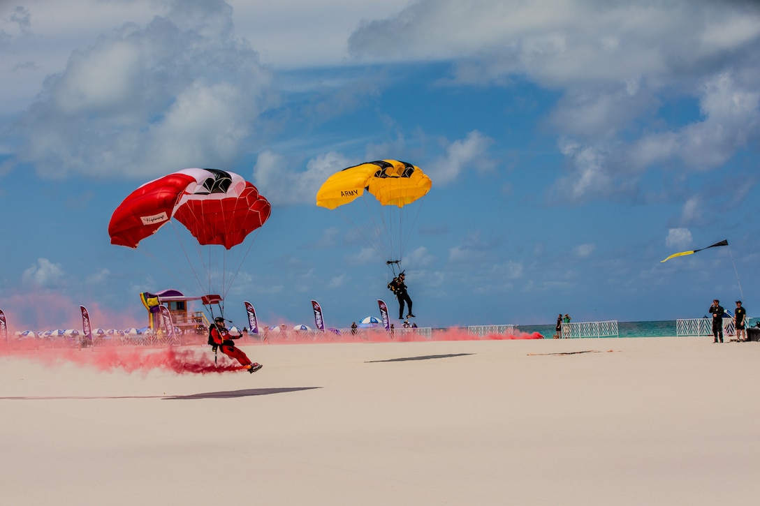 Flying Tigers over Miami Beach: Army Reserve’s daring display at Hyundai Air & Sea Show