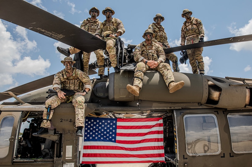 Flying Tigers over Miami Beach: Army Reserve’s daring display at Hyundai Air & Sea Show