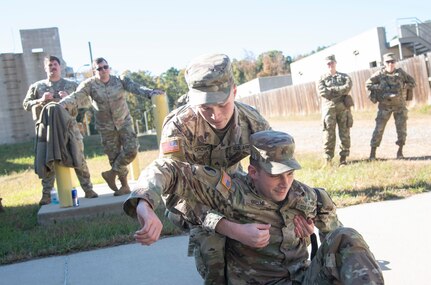 VNG Combat Medics tackle 68W sustainment training