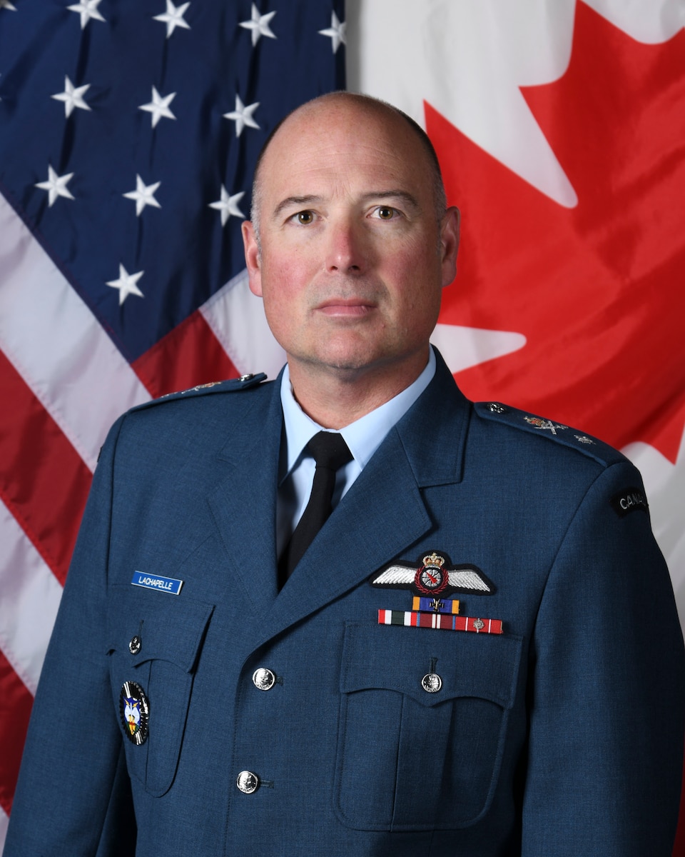 Lachapelle, Mark, BGen, Official Photo