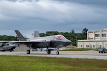 aircraft taxis on runway