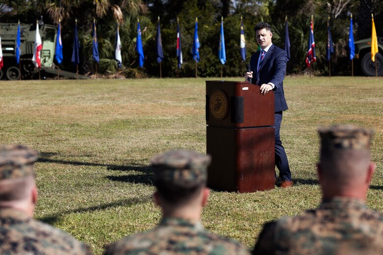 Lumm Retires as Burton Takes Senior Enlisted Role at Blount Island