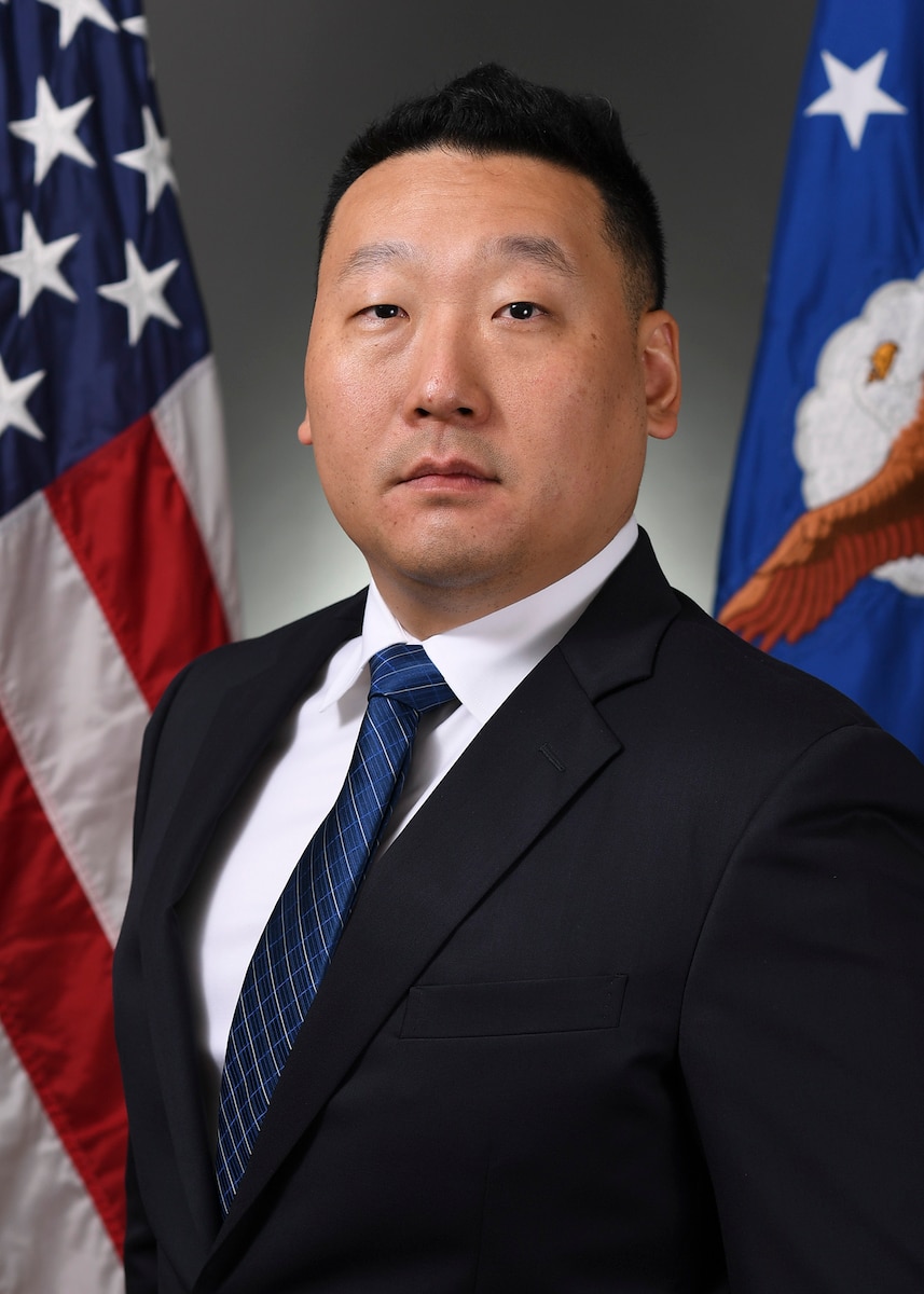 This is the official portrait of Eugene Park.