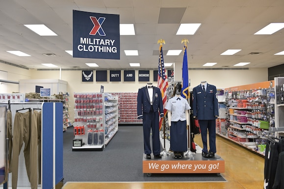 military dress uniform mannequin display in store