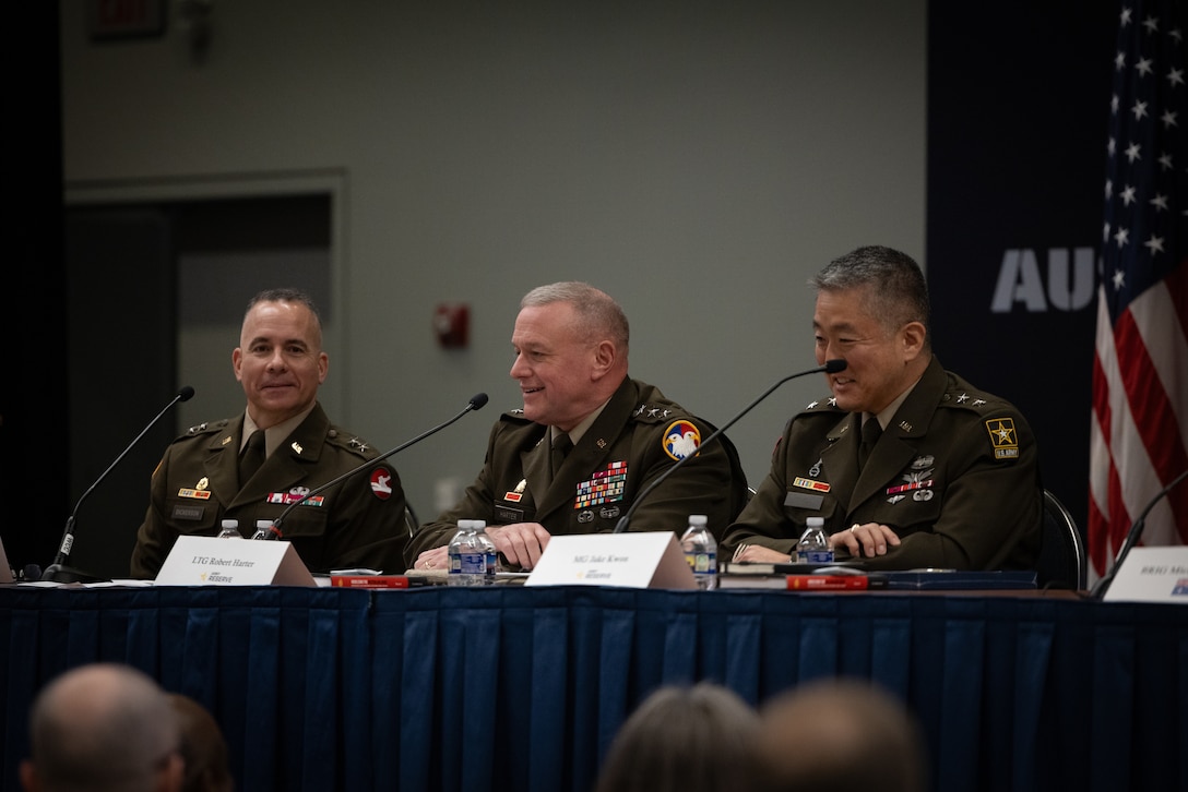 You Go, We Go: Army Reserve Leaders Address Modernization, Readiness and Risk at AUSA 2025