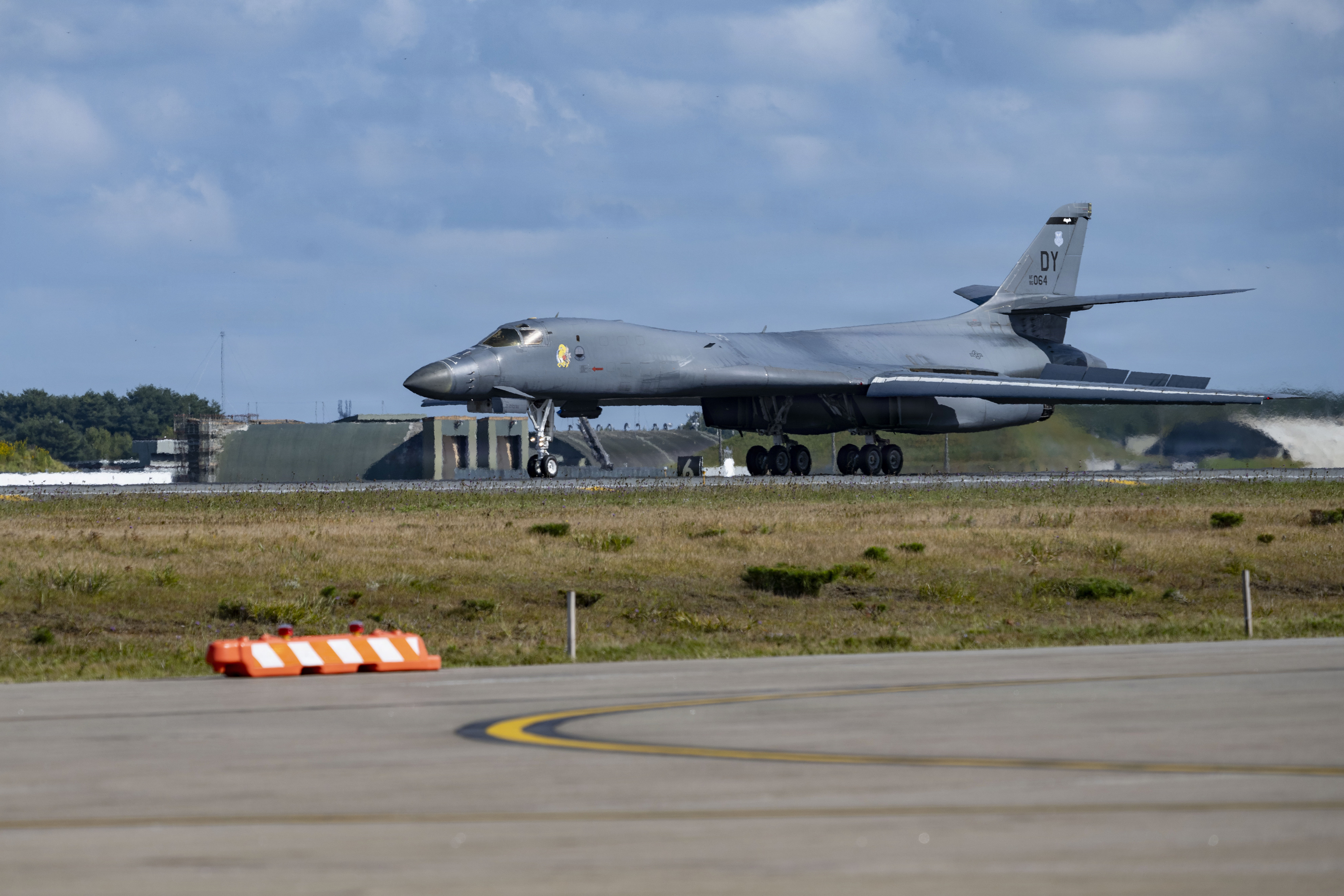 BTF 26-1: 9th EBS B-1B Lancers arrive in Japan > Air Force Global