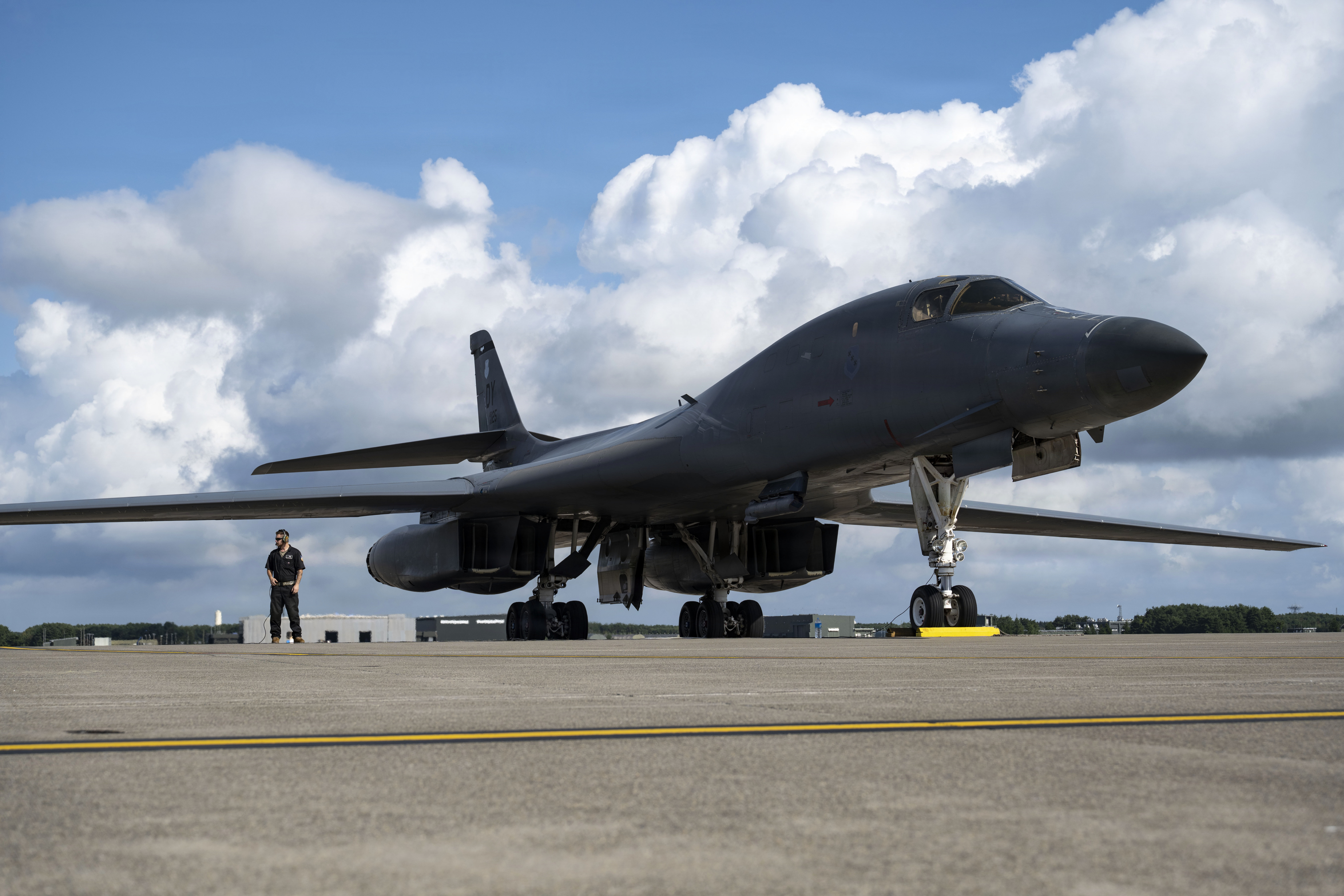 BTF 26-1: 9th EBS B-1B Lancers arrive in Japan > Air Force Global