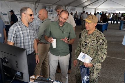 CAPT Boonyobhas observing technological demonstrations