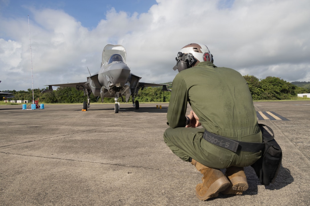 A U.S. Marine with Marine Fighter Attack Squadron (VMFA) 225, U.S. Marine Corps Forces, South, prepares to launch a U.S. Marine Corps F-35B Lightning II assigned to VMFA-225 at Jose Aponte de la Torre Airport in Ceiba, Puerto Rico, Oct. 29, 2025. U.S. military forces are deployed to the Caribbean in support of the U.S. Southern Command mission, Department of War-directed operations, and the president’s priorities to disrupt illicit drug trafficking and protect the homeland. (U.S. Marine Corps photo)