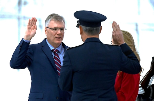 Secretary of the Air Force Troy Meink presides over the ceremony of Air Force Chief of Staff Gen. Ken Wilsbach during his assumption of responsibility ceremony at Joint Base Andrews, Md. Nov. 18, 2025. During the ceremony, Gen. Wilsbach was sworn in as the 24th Chief of Staff of the Air Force.
