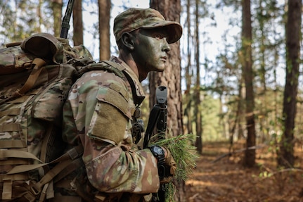 Red Dragon Soldiers compete for scout platoon selection