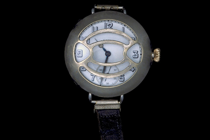 An overhead view of a 1917-era wristwatch.