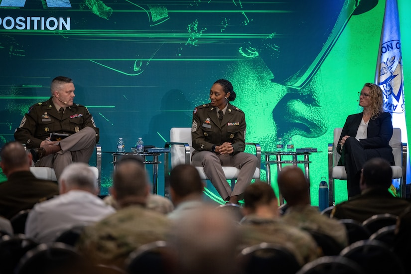 Army Reserve Leaders Emphasize Readiness, Hands-On Training and Mentorship at AUSA 2025