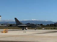 A T-346A Master Jet Trainer taxis on the flight line at the International Flight Training School, Decimomannu Air Base, Italy.