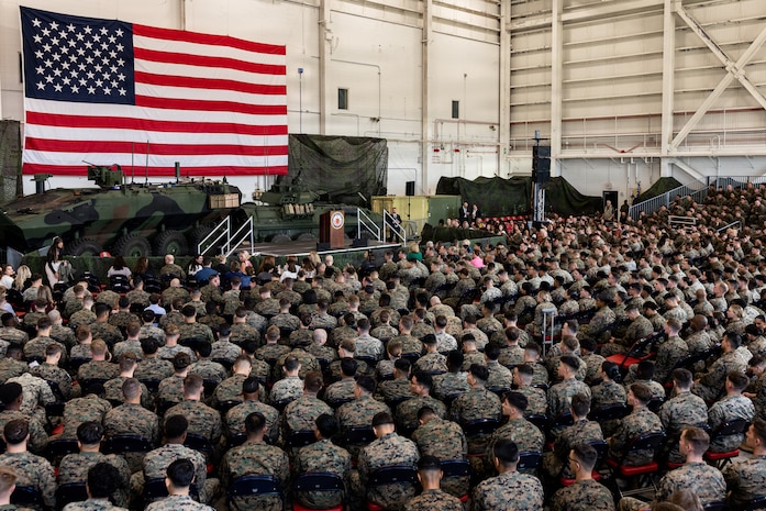 First and Second Ladies of the United States Visit MCB Camp Lejeune, MCAS New River