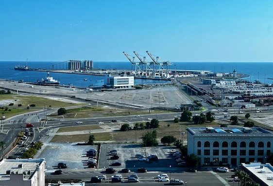 ARTRANS teams up with TRANSCOM, Seaport Task Force for port inspection