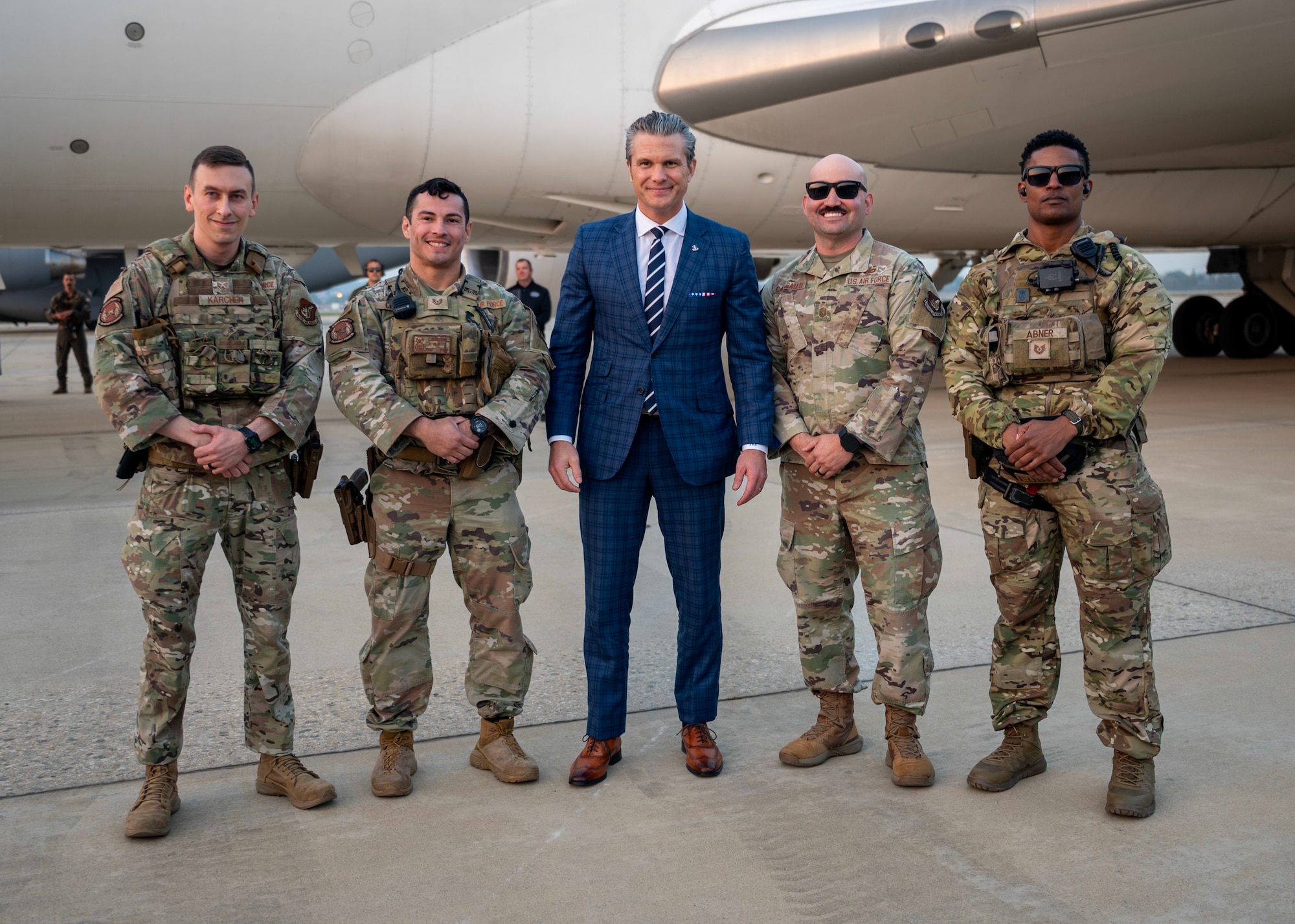 Secretary of War Pete Hegseth takes a group photo with Airmen at Osan Air Base, Republic of Korea, Nov. 4, 2025. Hegseth and other senior leaders arrived to participate in the Security Consultative Meeting and the Military Cooperation Meeting, highlighting the enduring strength of the U.S.-ROK Alliance. (U.S. Air Force photo by Staff Sgt. Sarah Williams)