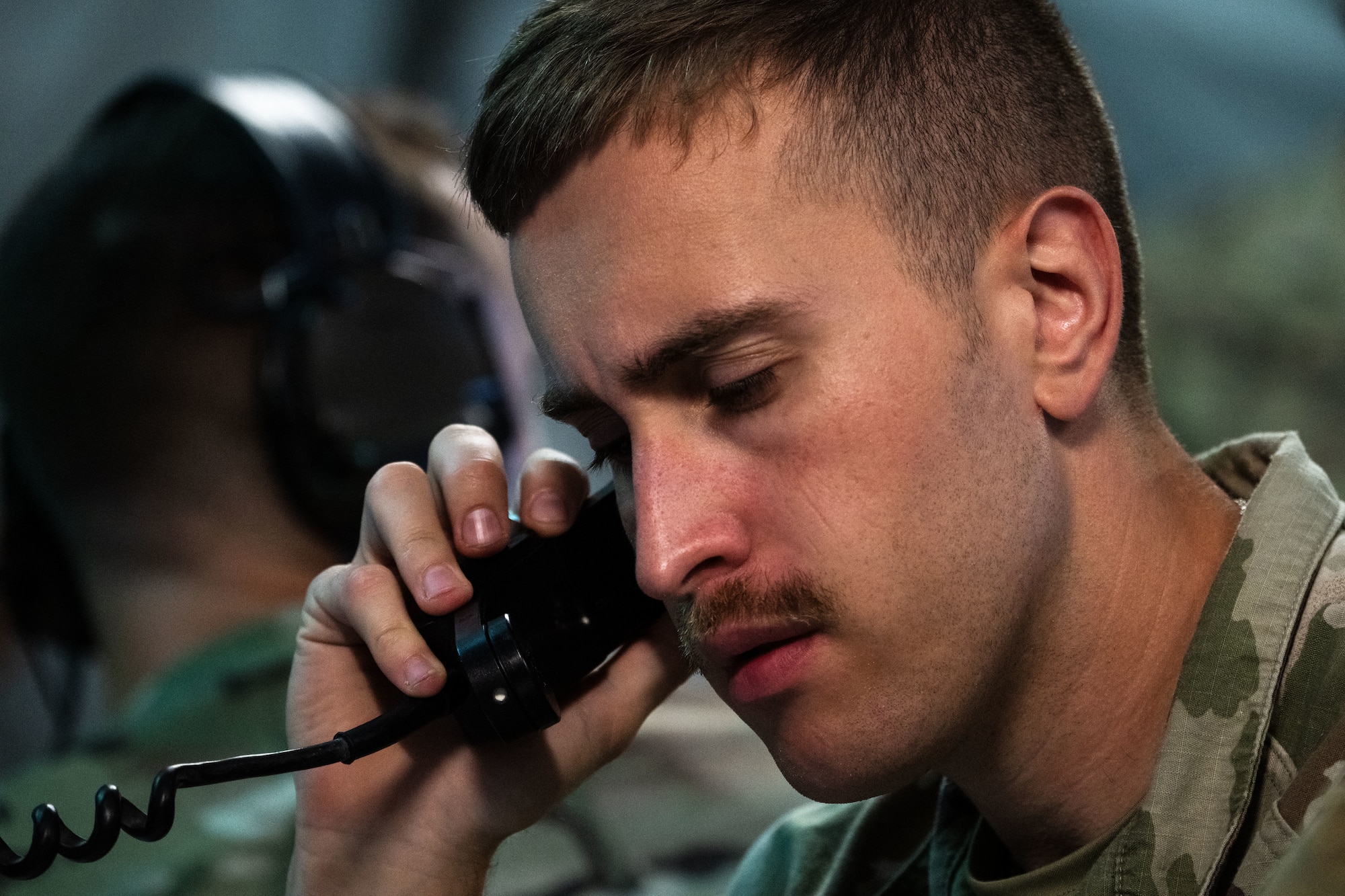 U.S. Air Force Airman 1st Class Patrick Kleinmeier, 6th Communications Squadron RF transmission technician, attempts to contact fellow contestants during Exercise Noble Skywave at MacDill Air Force Base, Florida, Oct. 22, 2025. Noble Skywave is a 24-hour high-frequency competition evaluating U.S. and allied nation capabilities in the communication domain. (U.S. Air Force photo by Senior Airman Zachary Foster)