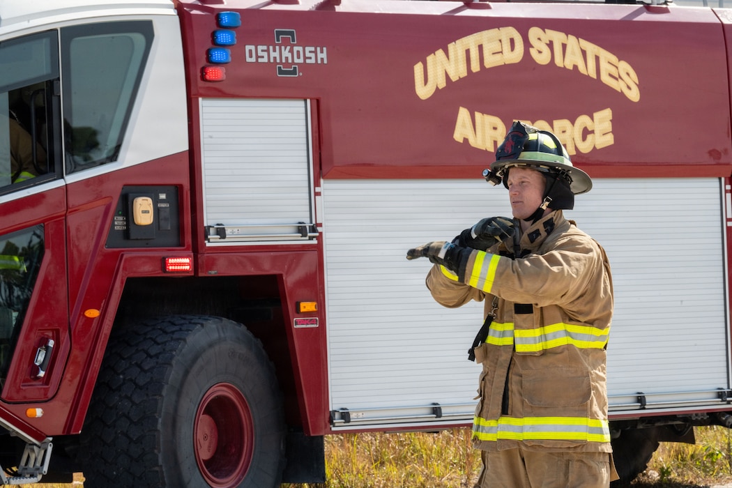 Airmen test response skills in simulated aircraft crash during Mosaic Tiger 26-1