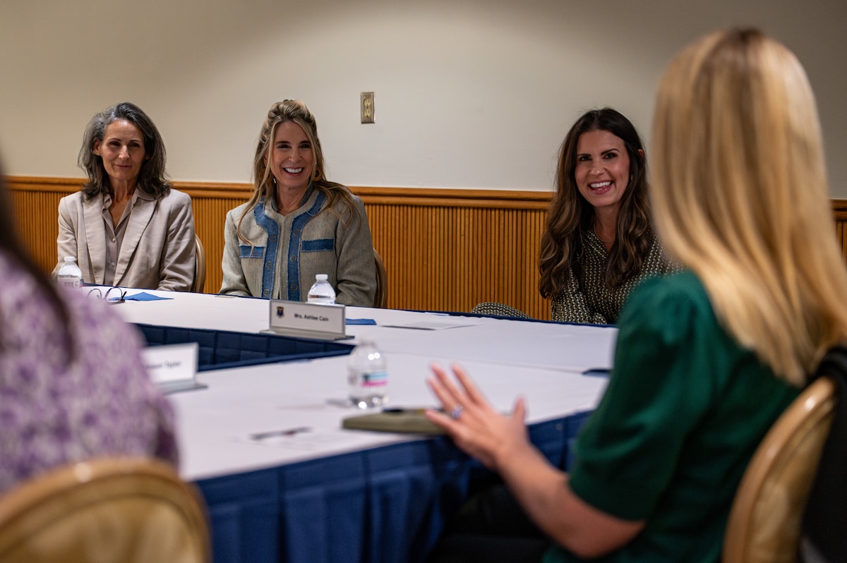 Ms. Cindy Wilsbach, wife of U.S. Air Force Chief of Staff Gen. Ken Wilsbach, speaks with Key Support Liaisons during a tour at Barksdale Air Force Base, Louisiana, Nov. 19, 2025. During the roundtable, Ms. Wilsbach spoke with the liaisons to gain an understanding of the issues that Airmen face in the B-52H Stratofortress community and how they impact mission readiness. (U.S. Air Force photo by Airman 1st Class Jaiyah Lewis)