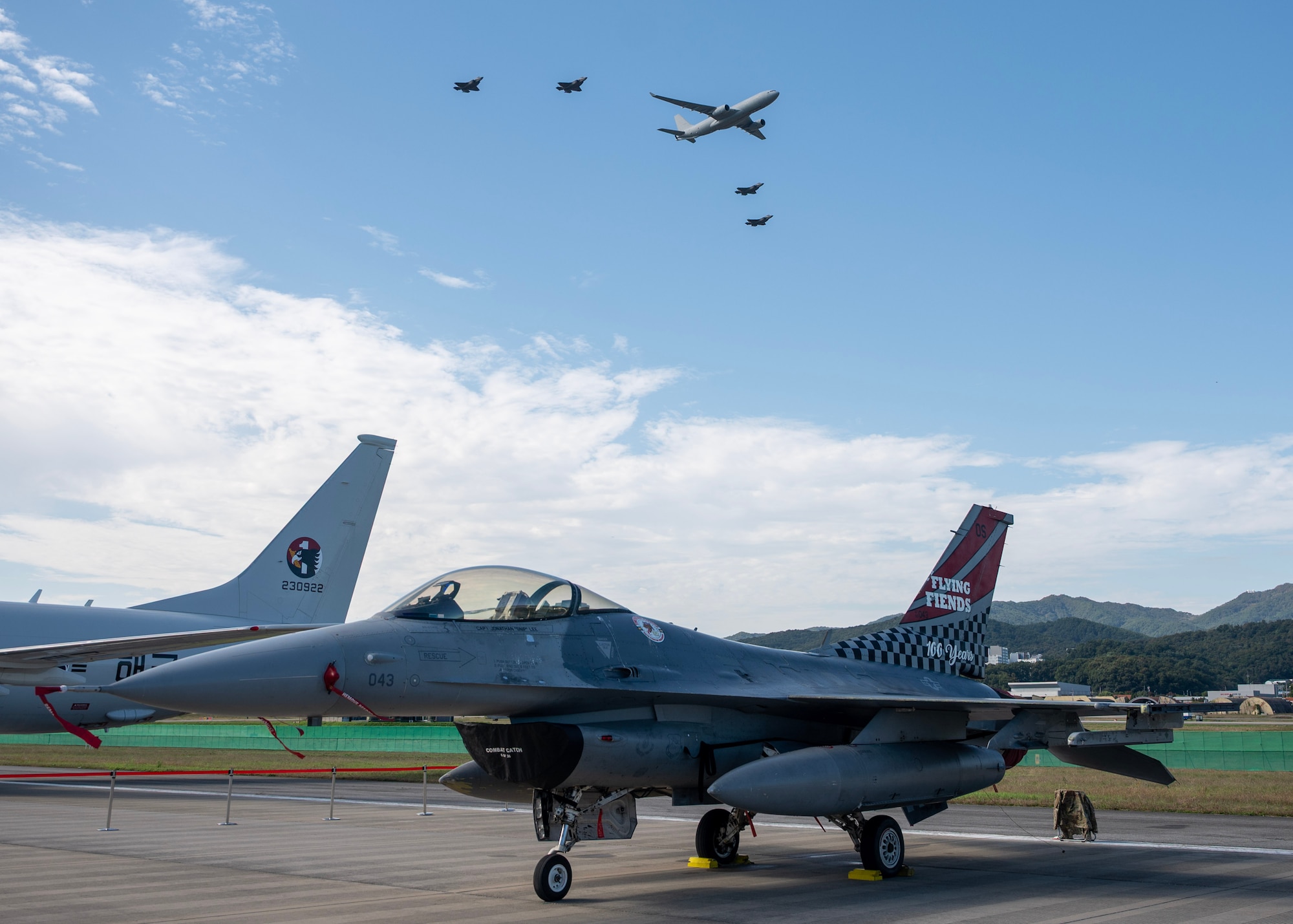 Republic of Korea air force performs an opening ceremony flyover during the 2025 Seoul International Aerospace and Defense Exhibition at Seoul Air Base, ROK, Oct. 17, 2025. Participation in Seoul ADEX 25 demonstrated the U.S.’ robust readiness by showcasing capabilities committed to protecting service members and their families, as well as defending allies and partner nations. (U.S. Air Force photo by Staff Sgt. Sarah Williams)