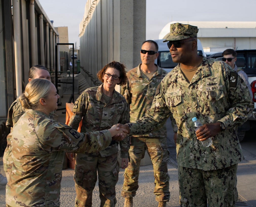 U.S. Navy Fleet Master Chief Lateef Compton, senior enlisted leader of U.S. Central Command meets the Task Force Savior command team in Erbil, Iraq, Nov. 6, 2025. Compton was conducting a battlefield circulation to better understand the conditions on the ground in the Combined Joint Task Force – Operation Inherent Resolve mission to ensure the continued defeat of ISIS. (British Army photo by Maj. Miles Cuff)