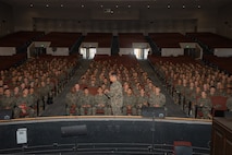 Sergeant Major of the Marine Corps visits MCRDSD