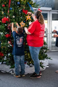 Gold Star Family Tree of Honor lighting ceremony in Peoria, Illinois, Nov. 15, 2025.