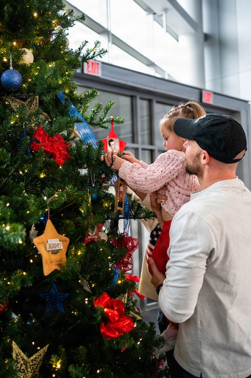 Gold Star Family Tree of Honor lighting ceremony in Peoria, Illinois, Nov. 15, 2025.