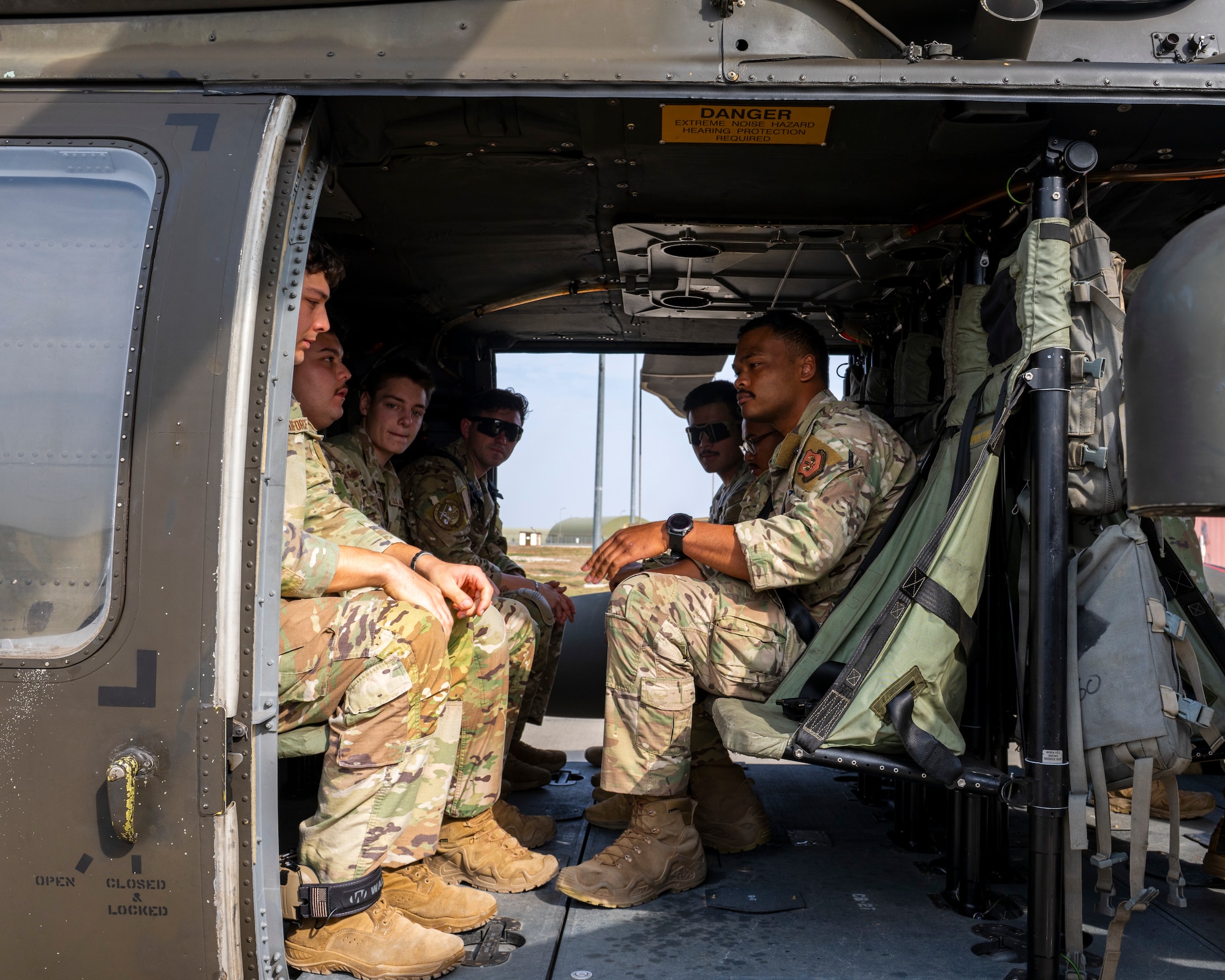U.S. service members conduct rotary-wing familiarization training