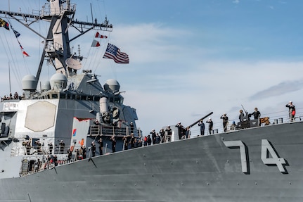 USS McFaul Departs Naval Station Norfolk for Deployment
